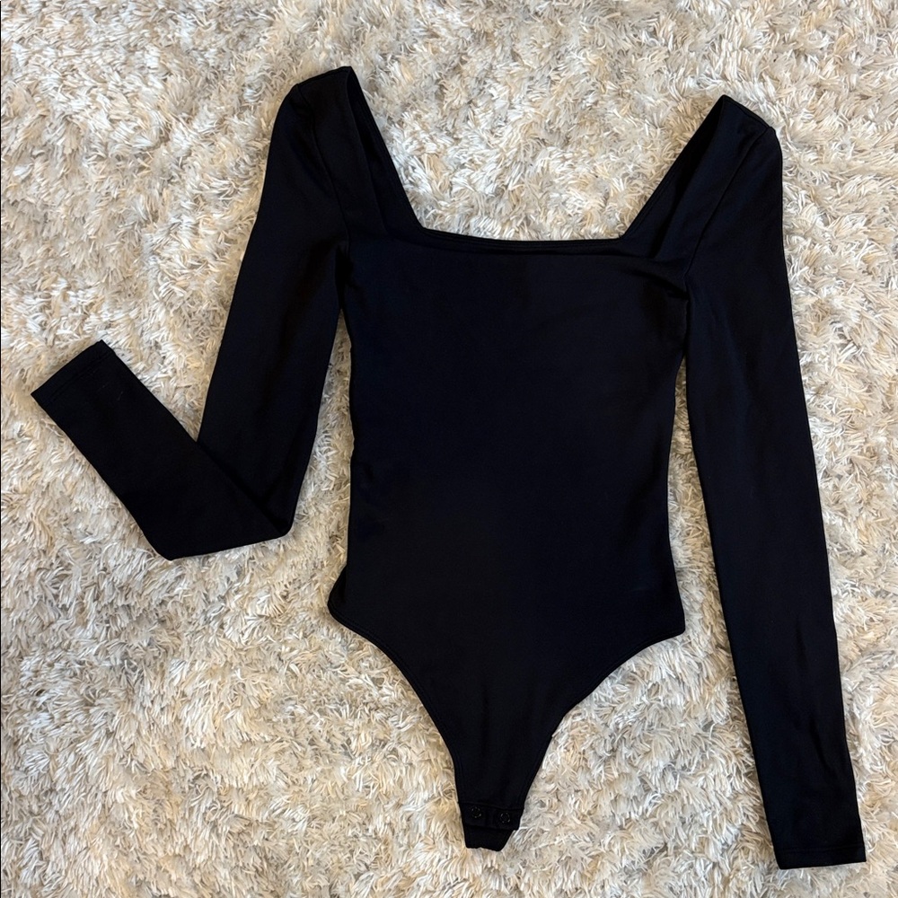 Aritzia Black Long Sleeve Bodysuit